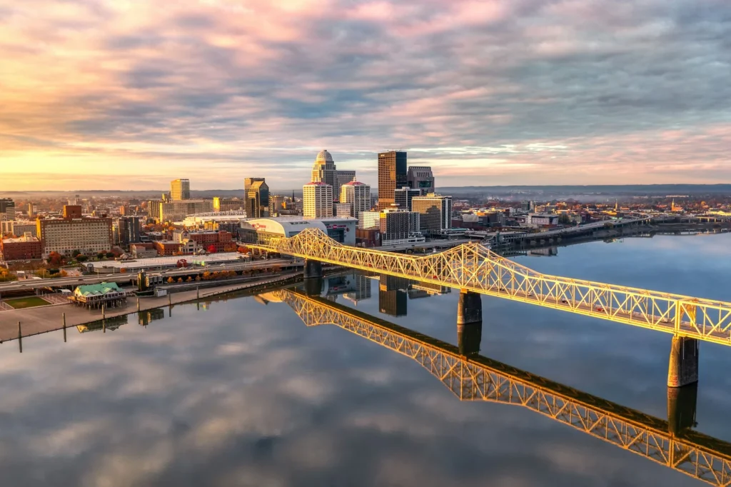 photo - a beautiful scenic view of a city in Ohio