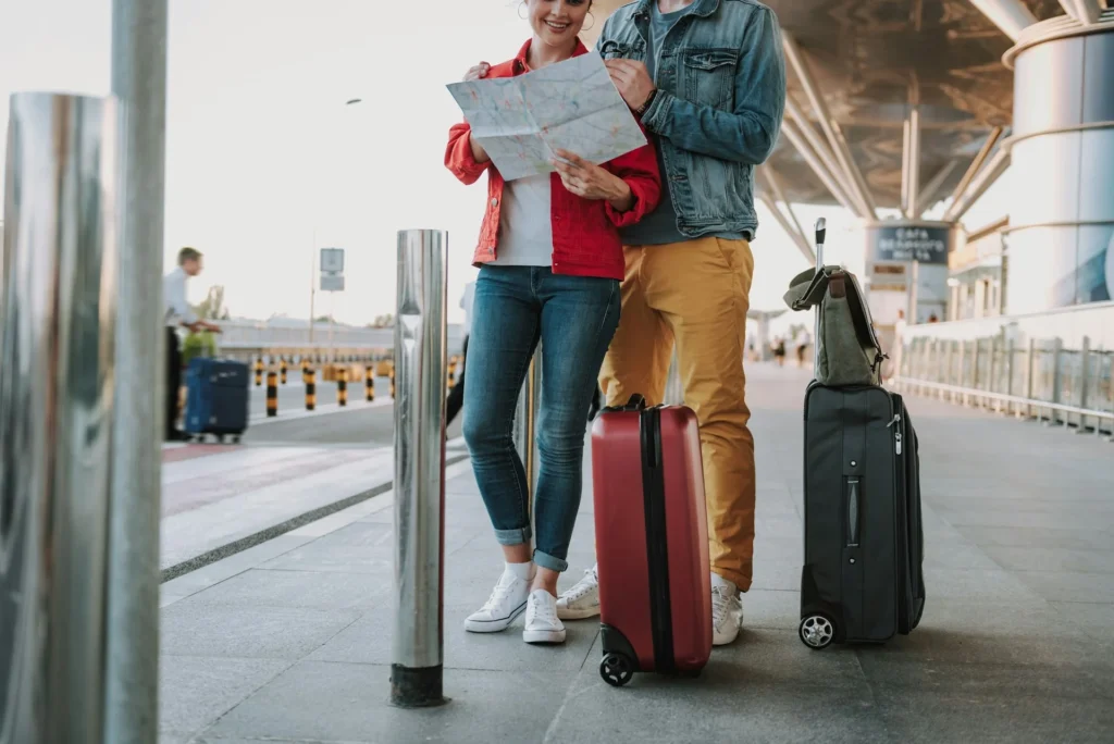 photo - two nurses arriving at their travel nurse accommodations